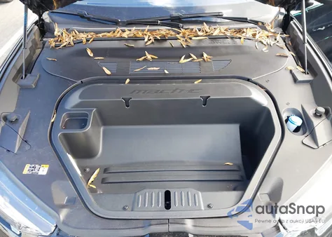 2025 Ford Mustang Mach-E Premium z USA, uszkodzony, nr VIN 3FMTK3R42SMA13701